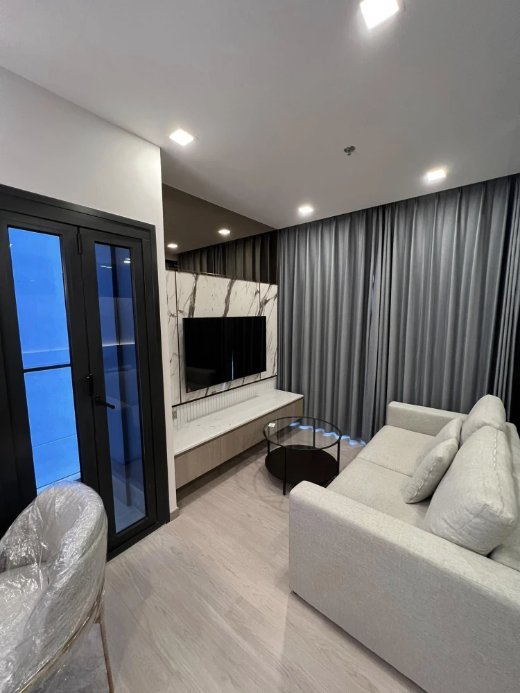 For rent One9Five Asoke-Rama9 ชั้น 43 วิวเมืองสวยมาก ตกแต่งจัดเต็มพร้อมยกกระเป๋าเข้าอยู่ รีบจอง