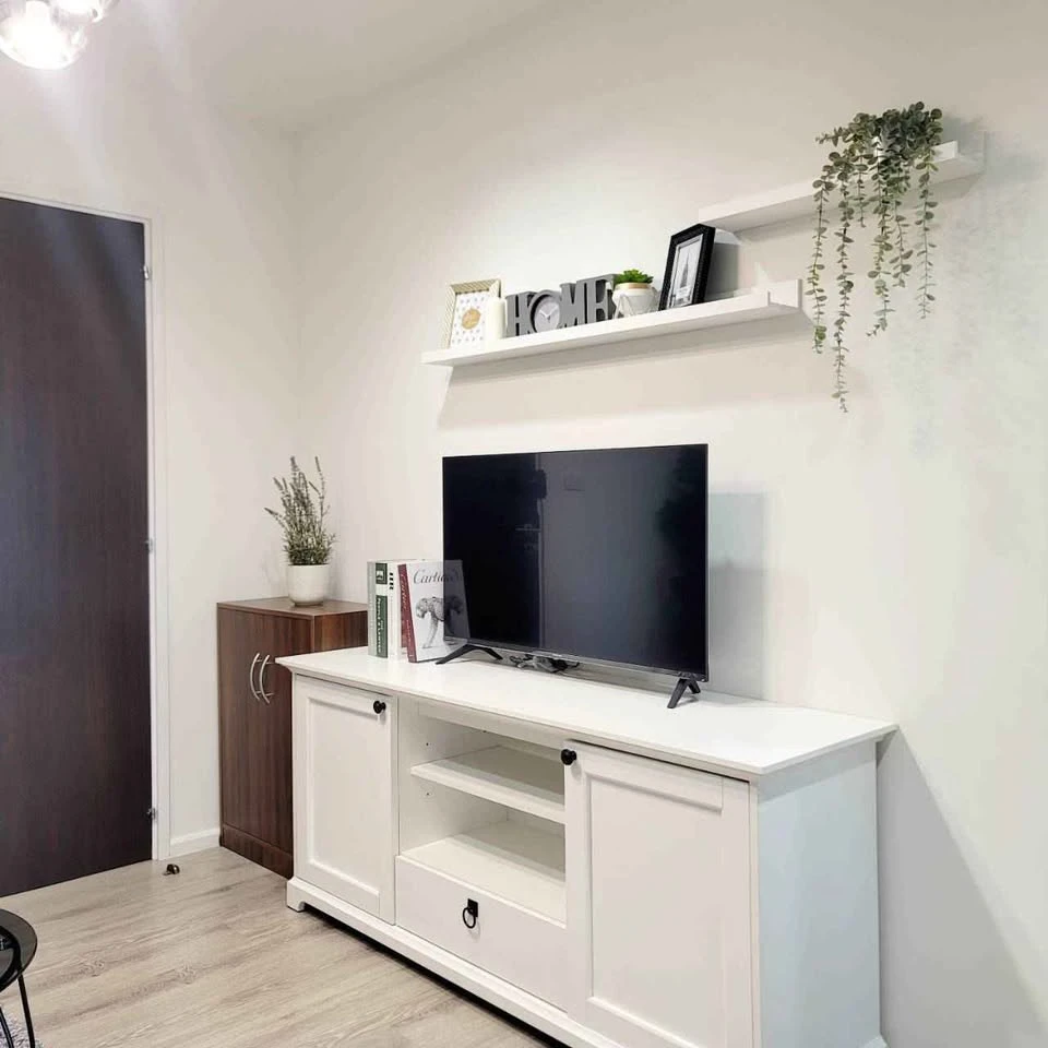 For rent or sale KNIGHTSBRIDGE BEARING Sukhumvit 107, beautifully decorated room, classic, with British style, don't miss it.