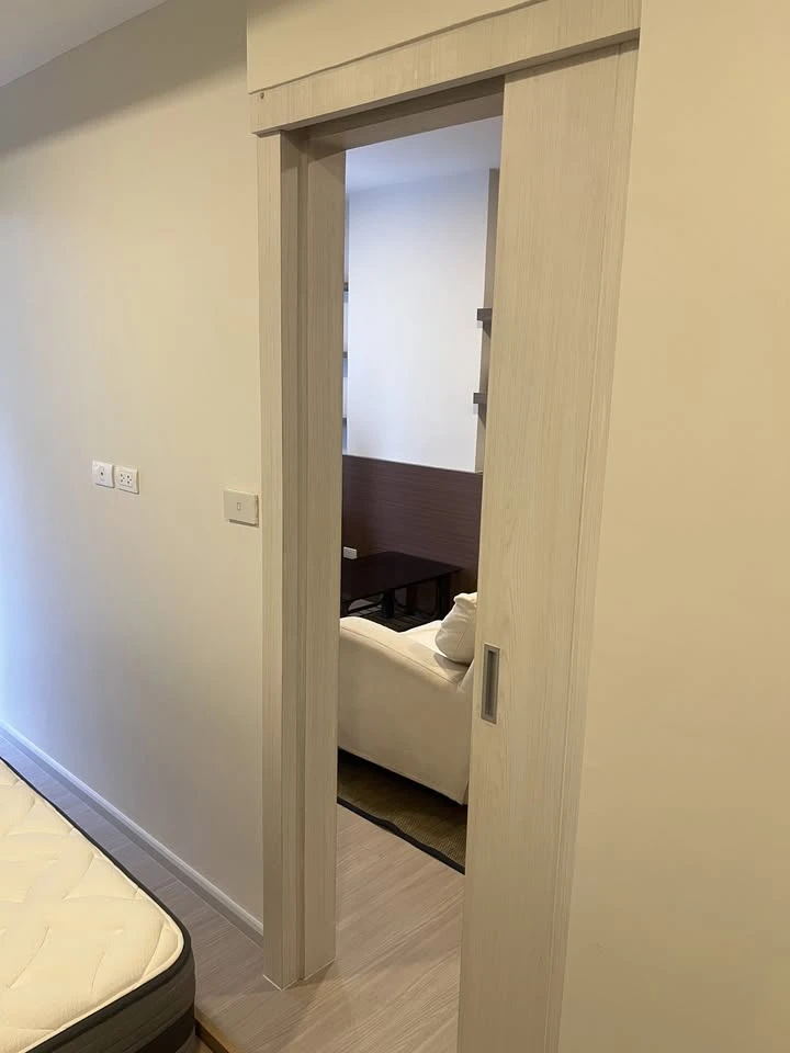 For rent or sale Quintara Phume Sukhumvit 39, a nice room with complete facilities. You will regret not booking.