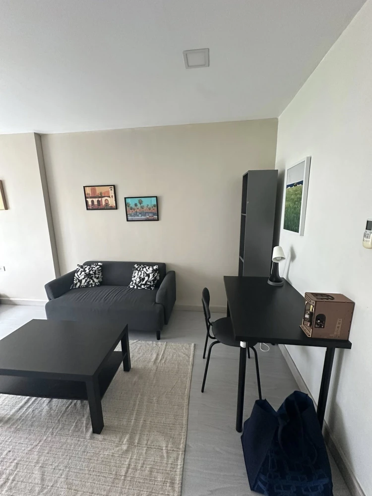 For rent or sale Condo The One Plus D Hua Mak 12, spacious rooms with lots of usable space, good price, hurry and reserve before you miss out.