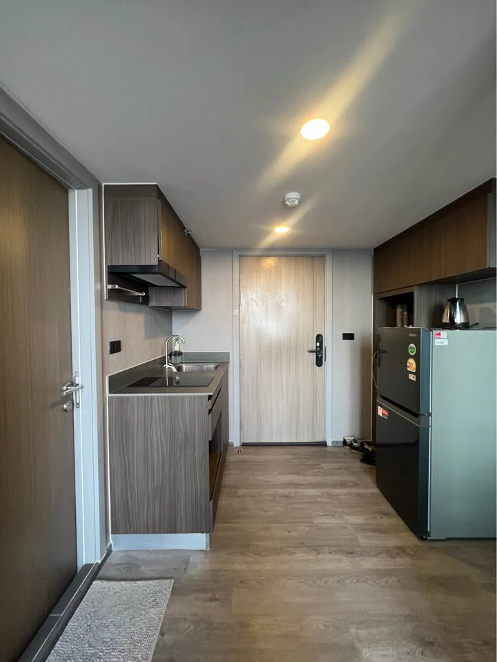 For rent: Origin Ladprao - Bangkapi, duplex unit, fully furnished with built-in features, ready to move in. Book today!