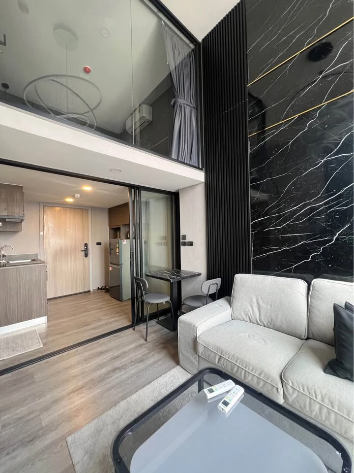 For rent: Origin Ladprao - Bangkapi, duplex unit, fully furnished with built-in features, ready to move in. Book today!