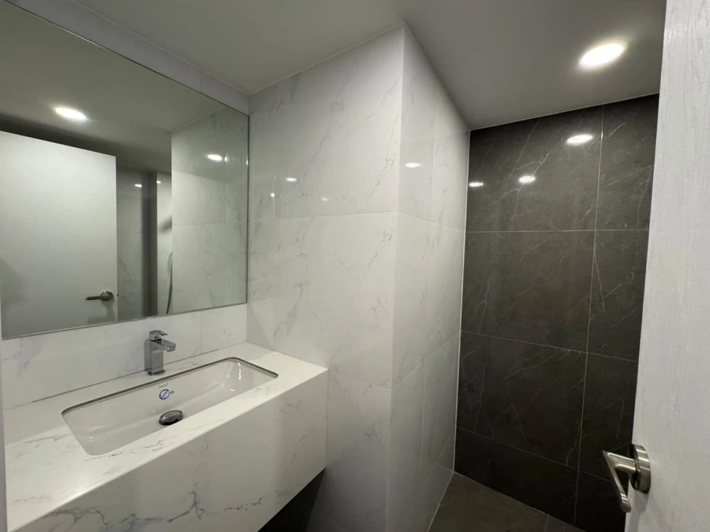 For rent Origin plug&play nonthaburi station, nice room, high floor, good view, great price, hurry and book now.