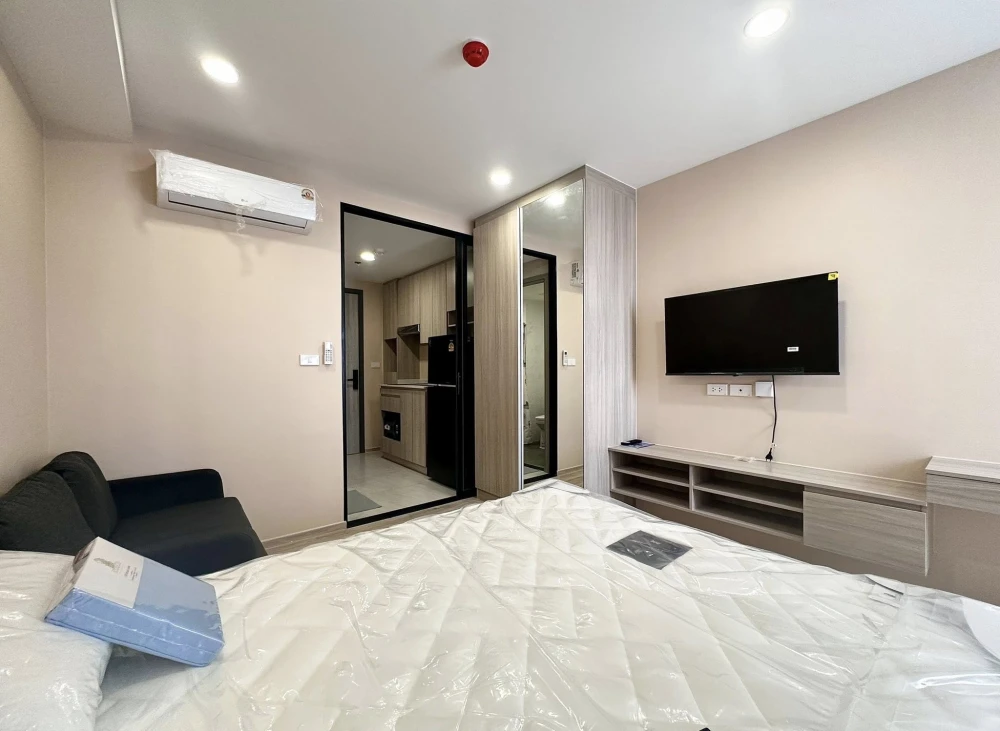 For rent Origin Plug&Play Srinakarin ห้องพร้อมอยู่ ครบจบที่เดียว ลากกระเป๋าใบเดียวเข้าอยู่ได้เลย