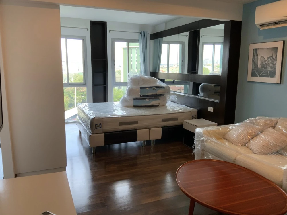 For rent PARC EXO Kaset-Navamintra, ready to move in, fully furnished, appliances included, just bring your own luggage and move in.