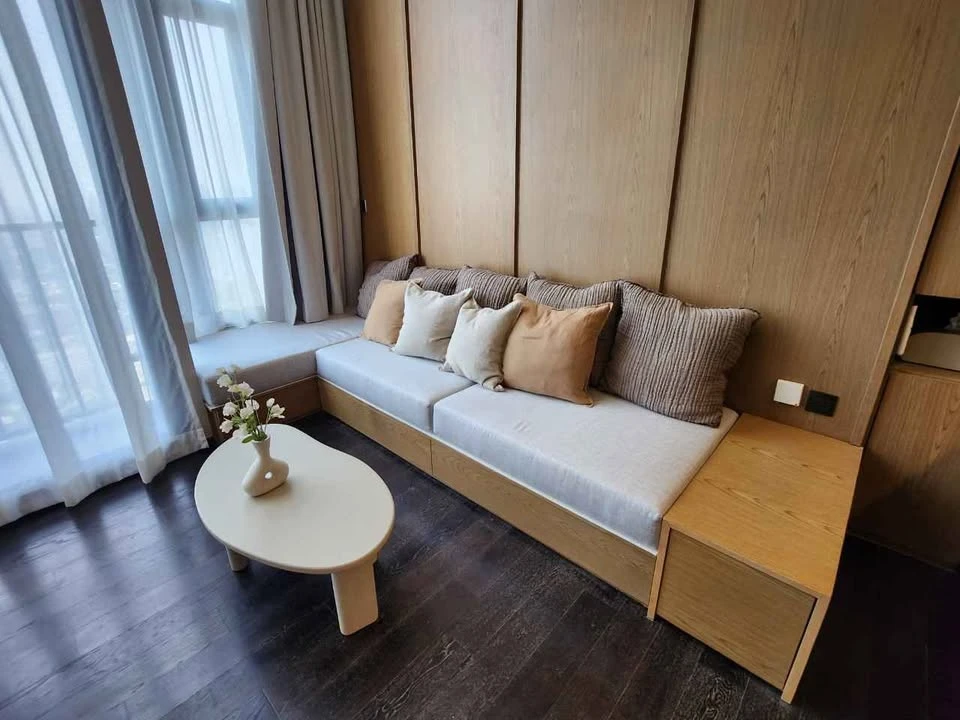 For Sale/Rent!! Park Origin Thonglor Condo, 40th Floor, Building C, Beautiful unit, Fully Furnished, Ready to Move In! Reserve Now!!