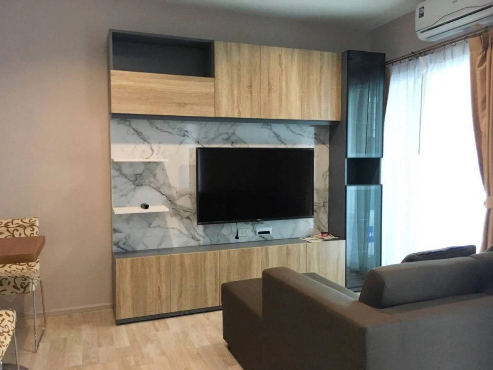 For rent Plum condo Ramkhamhaeng Station, spacious room, lots of usable space, 16th floor, high view, move in quickly.