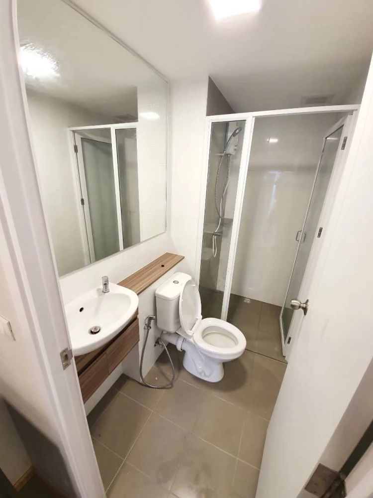 For rent Plum Condo Rangsit Alive 2 rooms, fully furnished, ready to move in, well built-in, everything is complete here. You must hurry to reserve no