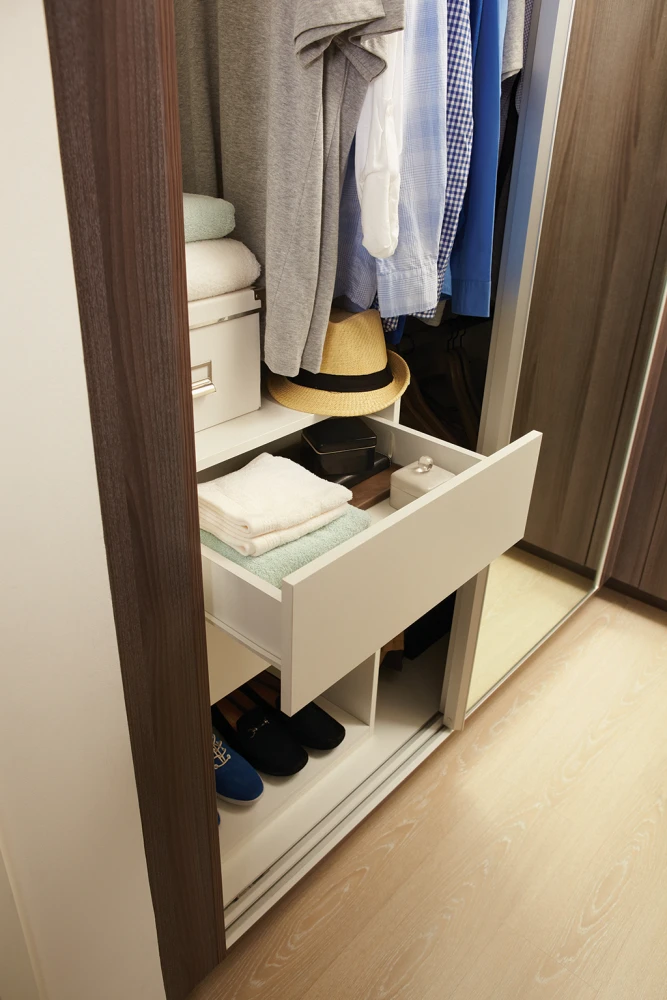 For rent Quinn Ratchada 17 ห้องพร้อมอยู่ พื้นที่ใช้สอยเยอะ ครบจบที่เดียว มาจับมาจองได้แล้ววันนี้