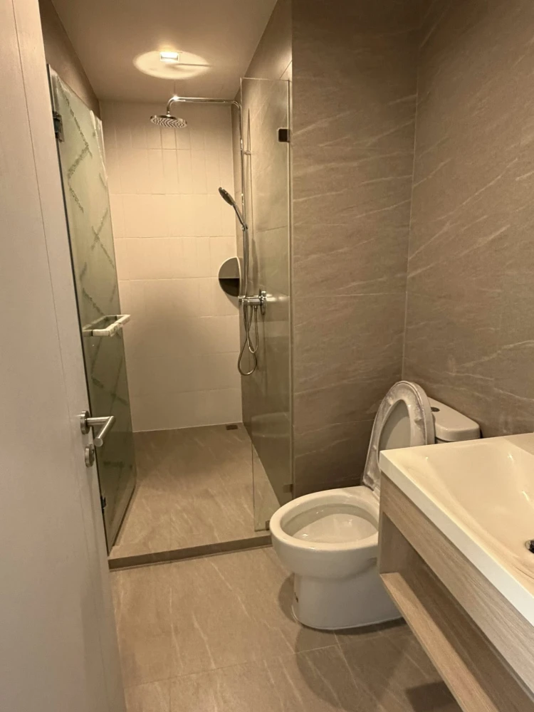 For Rent: Reference Sathorn-Wongwiangyai. Ready to move in, fully furnished. You'll regret not booking now!