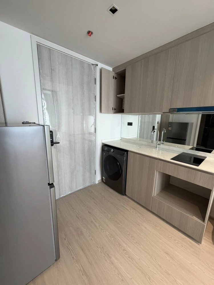 For Rent: Reference Sathorn-Wongwiangyai. Ready to move in, fully furnished. You'll regret not booking now!