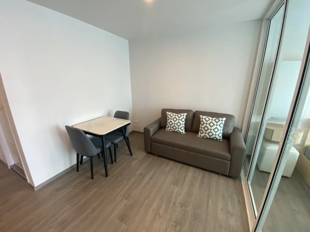 For rent Regent Home Bangna ชั้น 22 ได้วิวสูง ราคาอย่างคุ้ม รีบมาจองเลย อย่าพลาด
