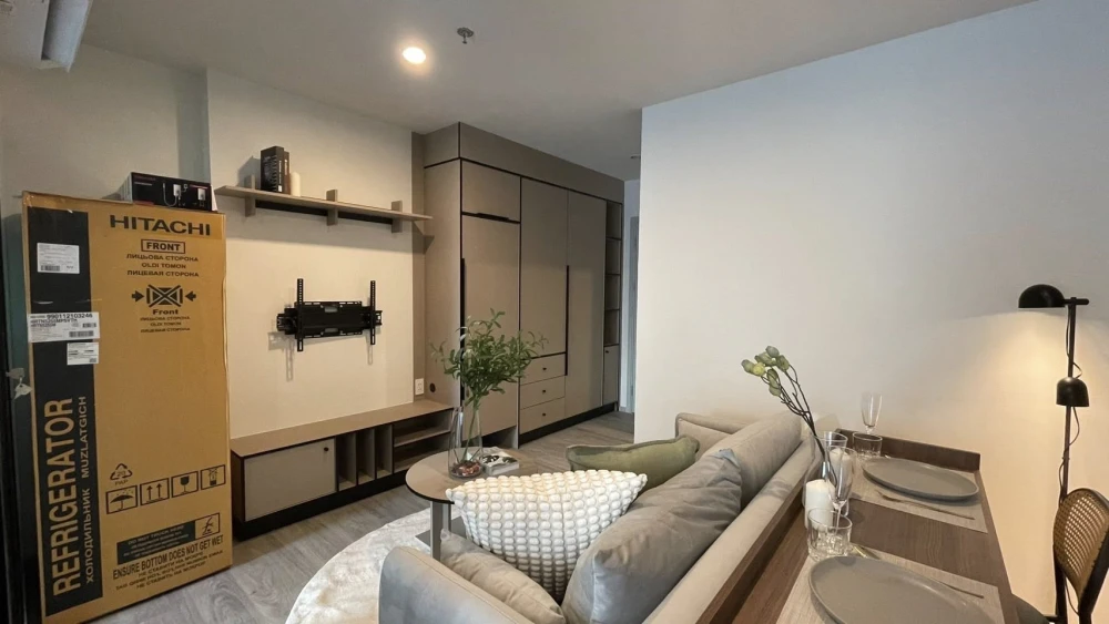 For rent Regent Home Bangna, separate room, fully furnished, complete with electrical appliances. Hurry and reserve before you miss your chance.