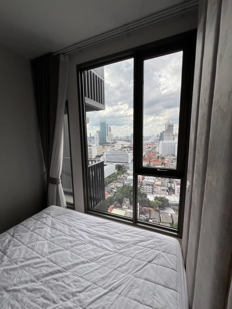 For rent Rhythm Charoenkrung Pavillion, ready to move in, complete facilities, hurry up and book now, don't miss out.