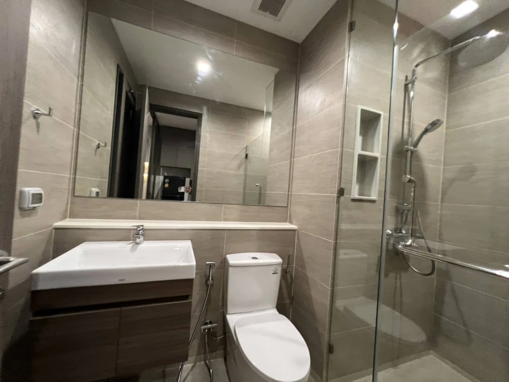 For rent Rhythm Charoenkrung Pavillion, ready to move in, complete facilities, hurry up and book now, don't miss out.