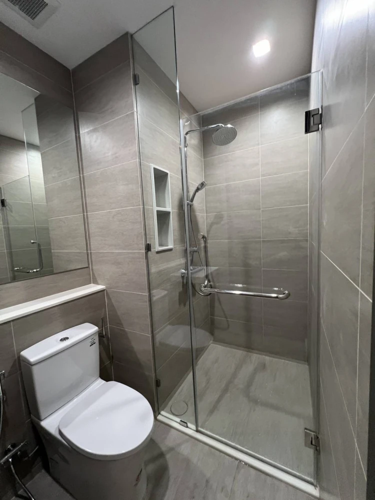 For rent Rhythm Charoenkrung Pavillion, ready to move in, complete facilities, hurry up and book now, don't miss out.