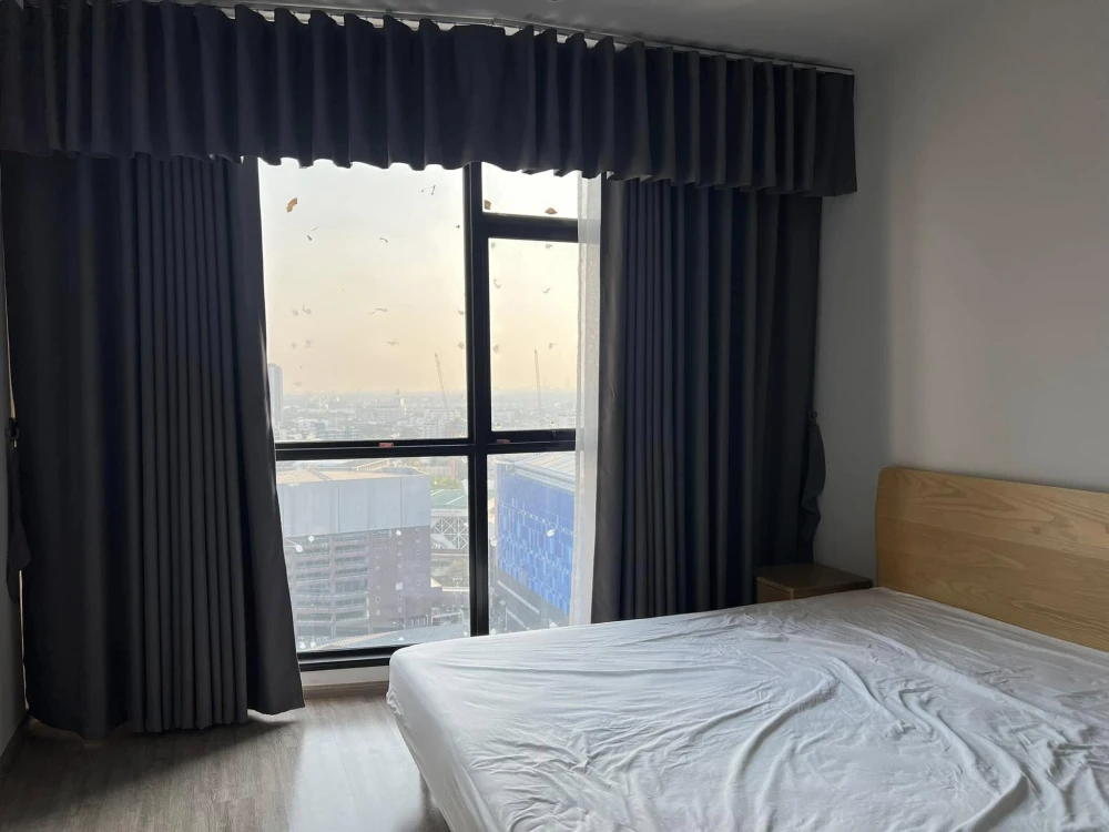 For rent Rhythm Ekkamai, a nice room with complete facilities. If you don't book, you'll regret it later.