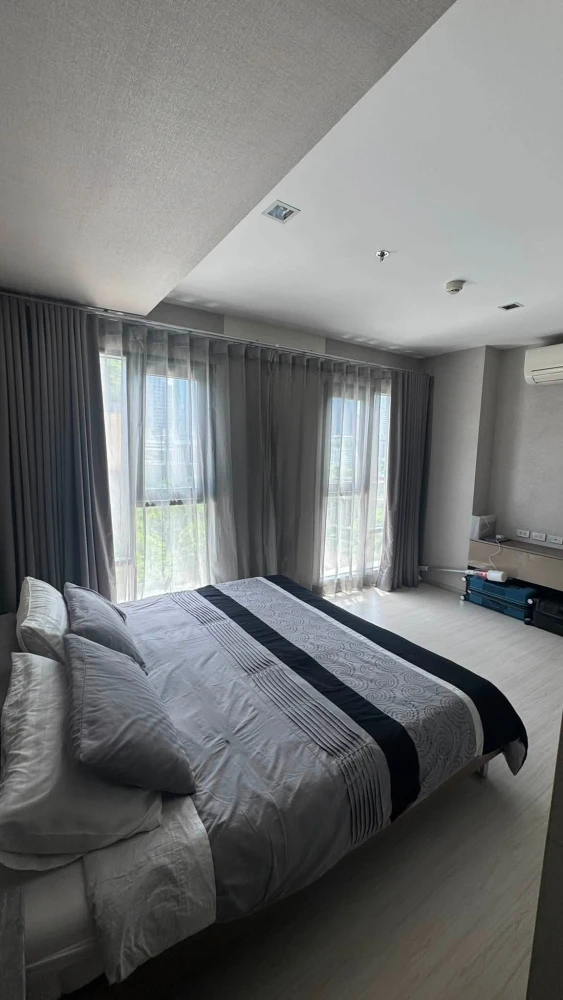 For Rent: Rhythm Sukhumvit 36-38 แต่งสวย เฟอร์ครบ มีอ่างอาบน้ำ หิ้วกระเป๋าเข้าอยู่ได้เลย