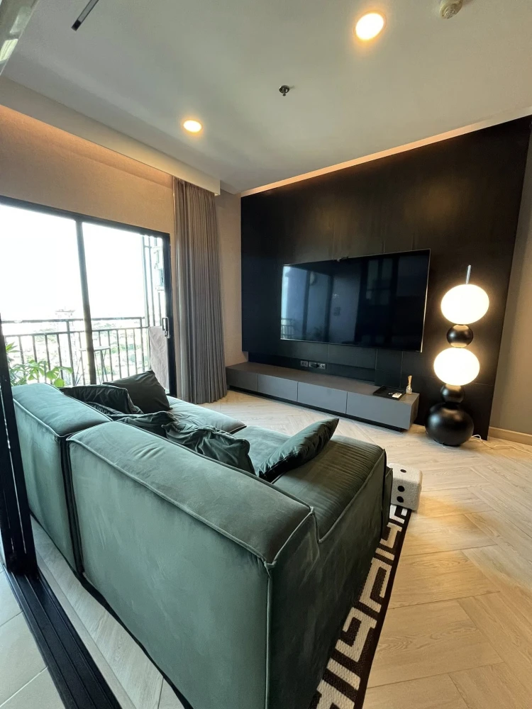 For rent Supalai Loft Talat Phlu Station, fully built-in, Modern Scandinavian style, In Dark, must hurry to reserve.