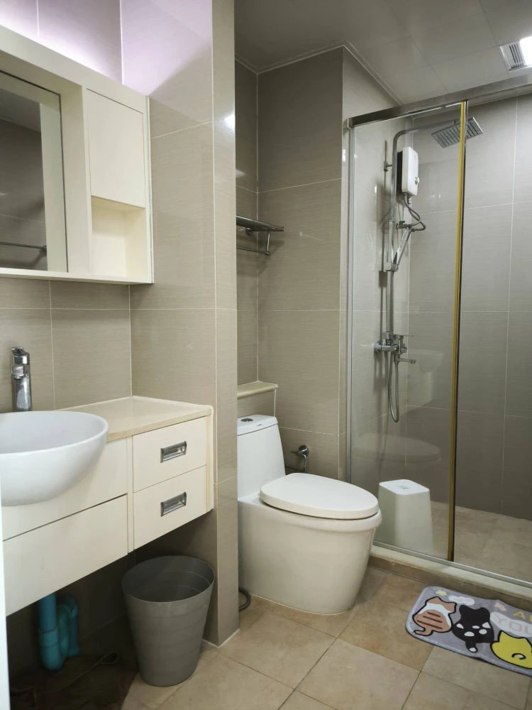 For Rent Tc green, north, beautiful, clear view. The room is well decorated, very nice, just come in and move in.