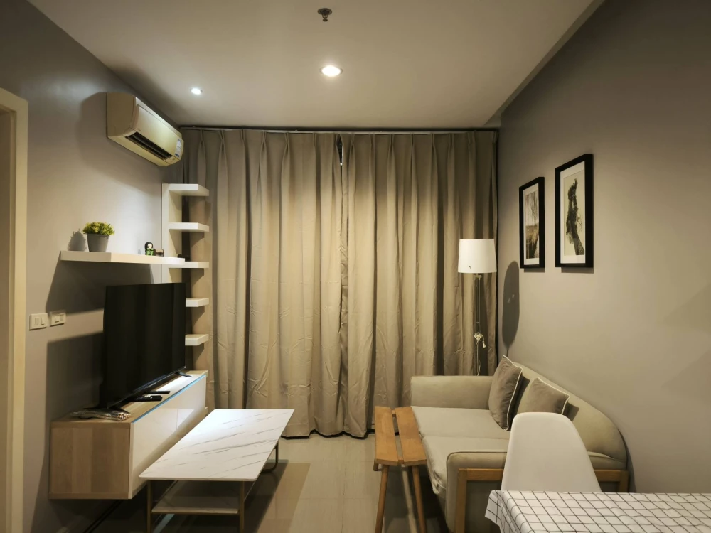 For Rent Tc green, north, beautiful, clear view. The room is well decorated, very nice, just come in and move in.