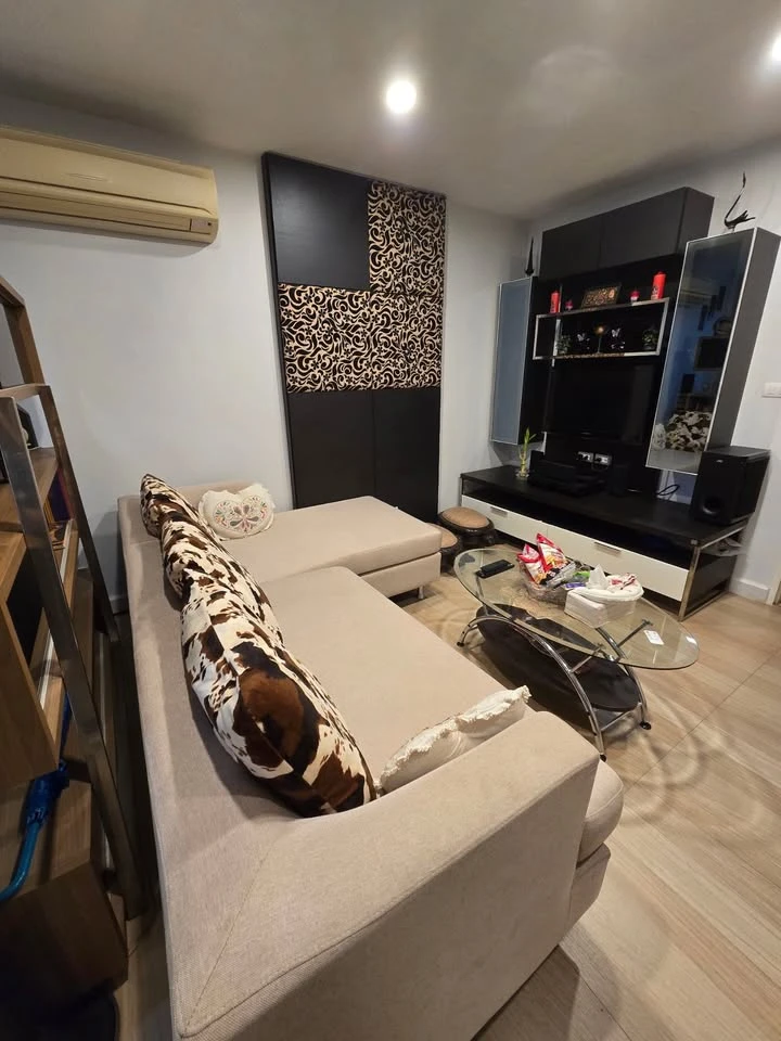 For Rent: The Clover Thonglor, spacious and comfortable room, full facilities, book now, don't miss out!