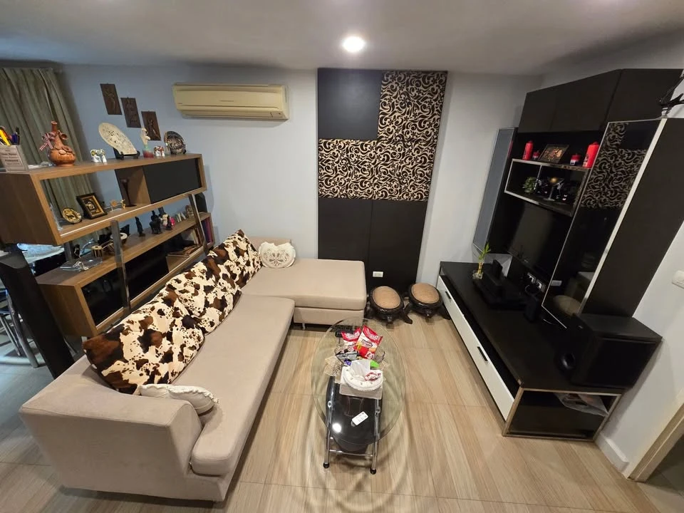 For Rent: The Clover Thonglor, spacious and comfortable room, full facilities, book now, don't miss out!