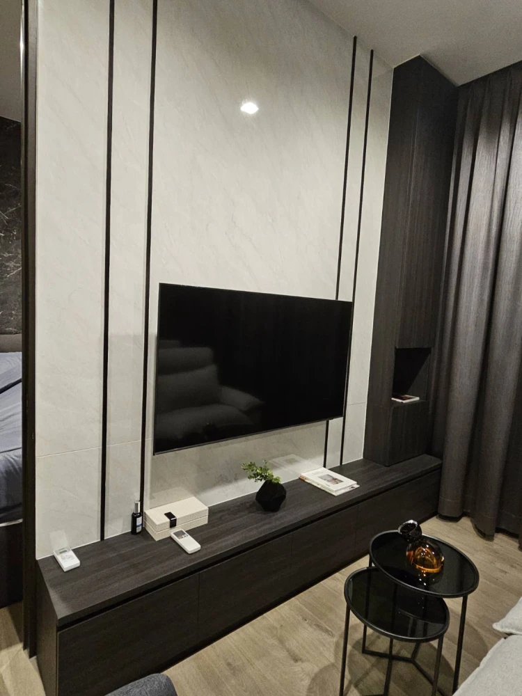 For rent The Crest Park Residences, fully furnished room, ready to move in, complete here, just come and move in, hurry up and reserve.