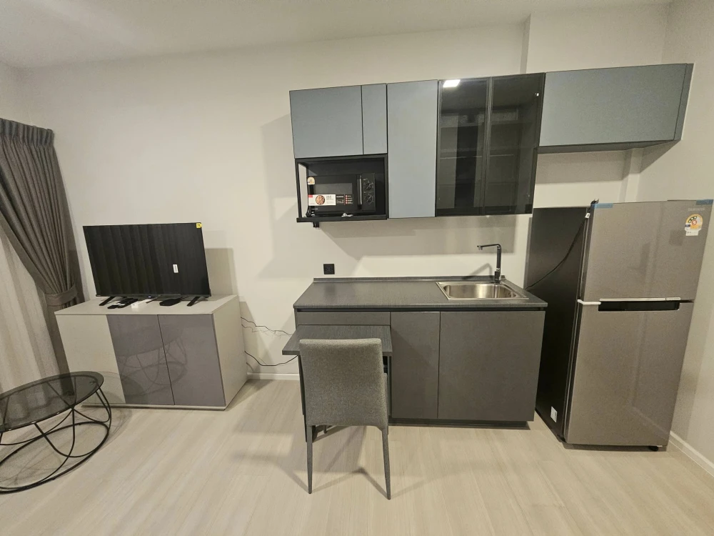 For rent The Key MRT Phetkasem 48, well-separated rooms, great price, hurry up and reserve now, don't miss out.