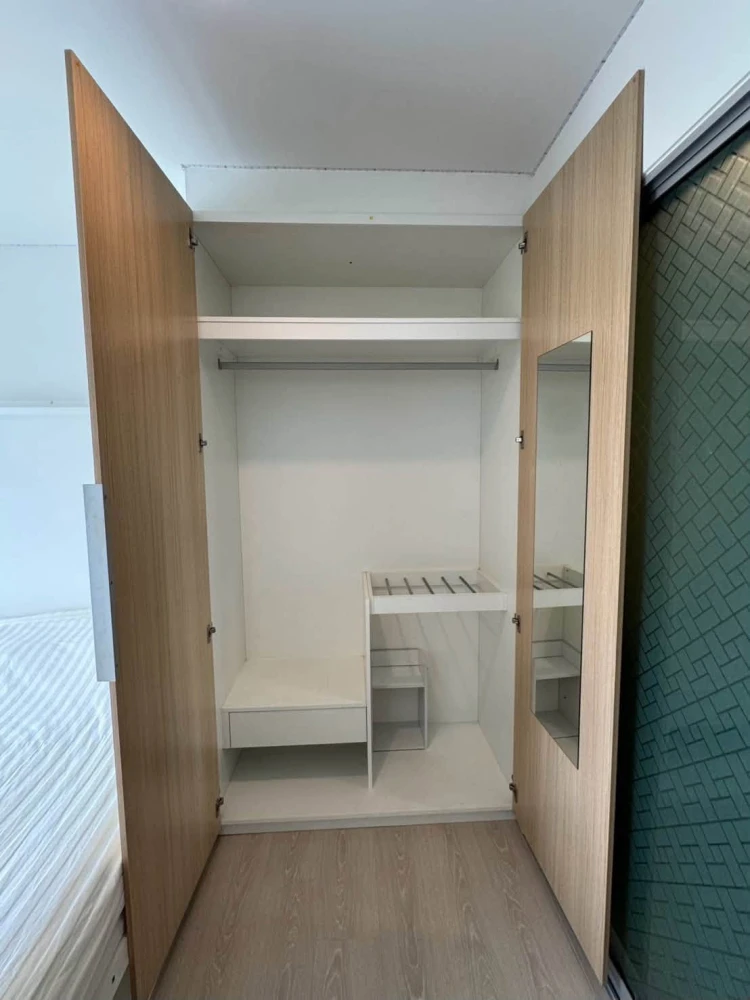 For Rent The Kith Plus Phahonyothin Khukot ห้องน่าอยู่ เฟอร์ เครื่องใช้ไฟฟ้าครบ ราคาไม่แรง มาจองเลย อย่าช้า