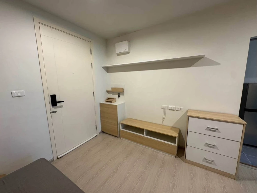 For Rent The Kith Plus Phahonyothin Khukot ห้องน่าอยู่ เฟอร์ เครื่องใช้ไฟฟ้าครบ ราคาไม่แรง มาจองเลย อย่าช้า