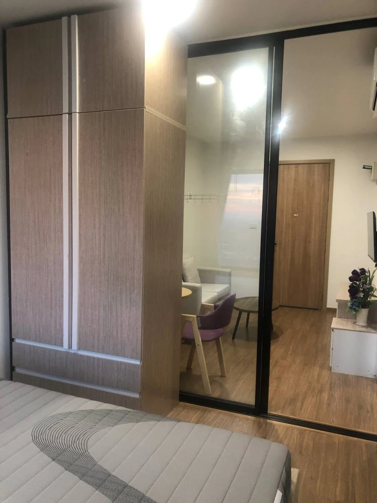 FOR RENT: The LIVIN Phetkasem ห้องพร้อมอยู่ สิ่งอำนวยความสะดวกครบ มาแต่ตัวเข้าอยู่ได้เลย อย่าพลาด