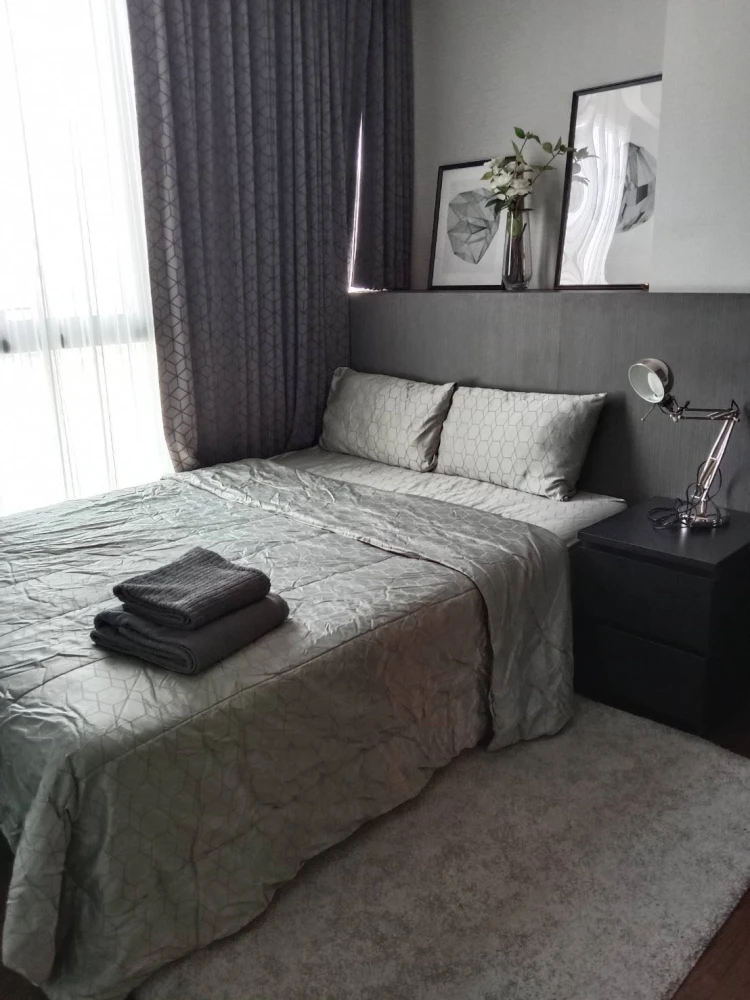 For rent The lumpini 24 ห้องพร้อมอยู่ แต่งครบจบที่นี่ ลากกระเป๋าใบเดียวเข้าอยู่ได้เลย อย่ารอช้า