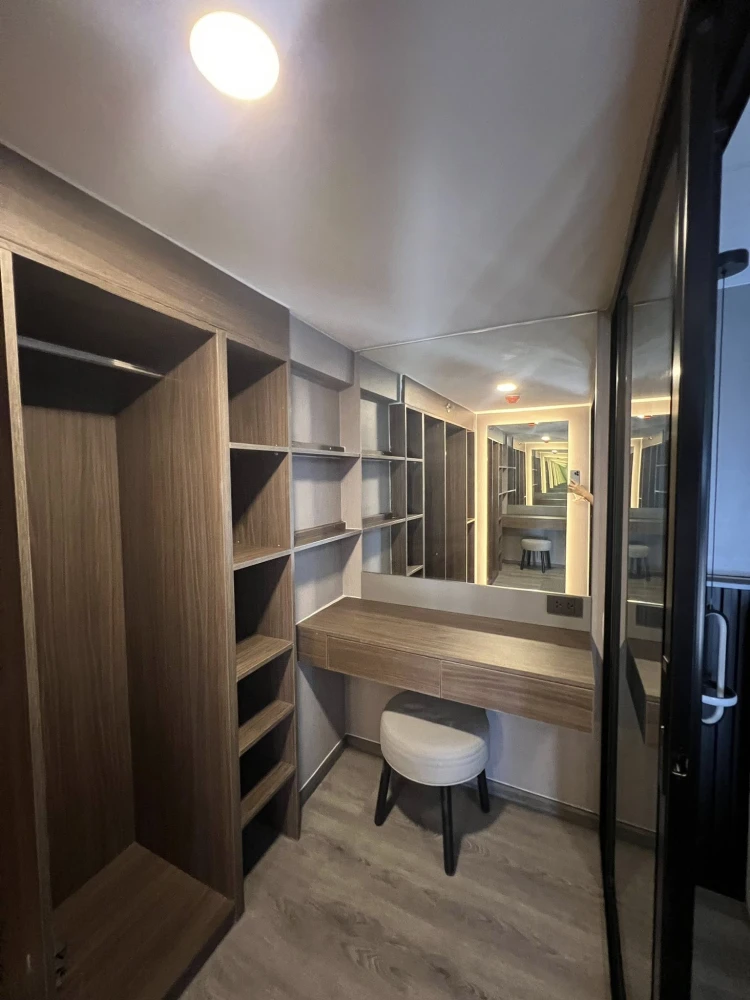 For rent The Origin Ladprao - Bangkapi, Duo space room, 21st floor, BTS view, fully furnished here