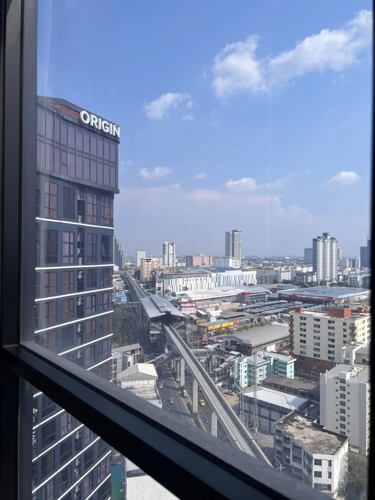 For rent The Origin Ladprao - Bangkapi, Duo space room, 21st floor, BTS view, fully furnished here