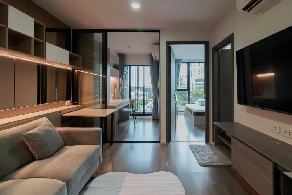 For rent THE ORIGIN Ratchada - Ladprao ห้องน่าอยู่ เฟอร์ เครื่องใช้ไฟฟ้าครบครัน ลากกระเป๋าเข้าอยู่ได้เลย