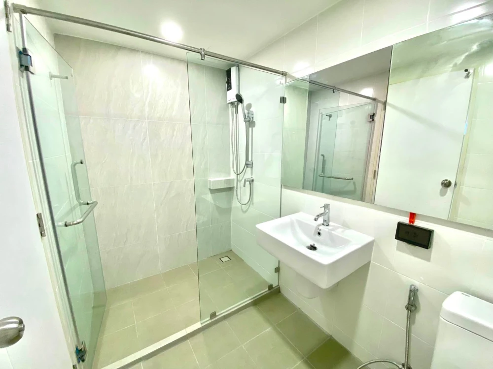 For Rent: The Origin Sukhumvit 105 ห้องใหญ่อยู่สบาย พื้นที่ใช้สอยจุใจ แต่งครบจบที่นี่ มาจองเลย อย่าพลาด