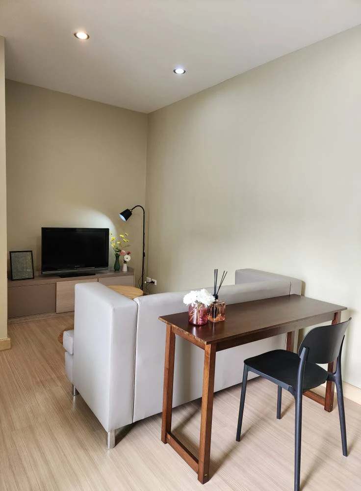 For rent The Parkland  Srinakarin ห้องกว้างขวาง พื้นที่ใช้สอยเยอะ จองเลย อย่าพลาดเด็ดขาด