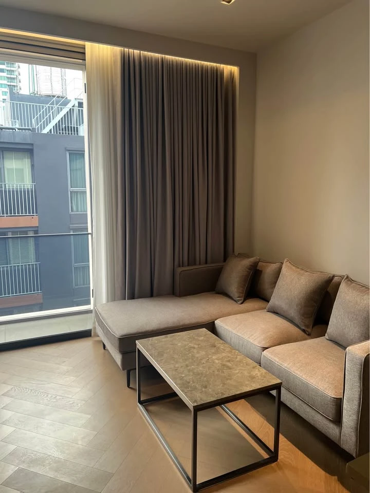 For rent The Reserve 61 Hideaway, a fully furnished room ready to move in, fully furnished, with electrical appliances. Come and reserve now.