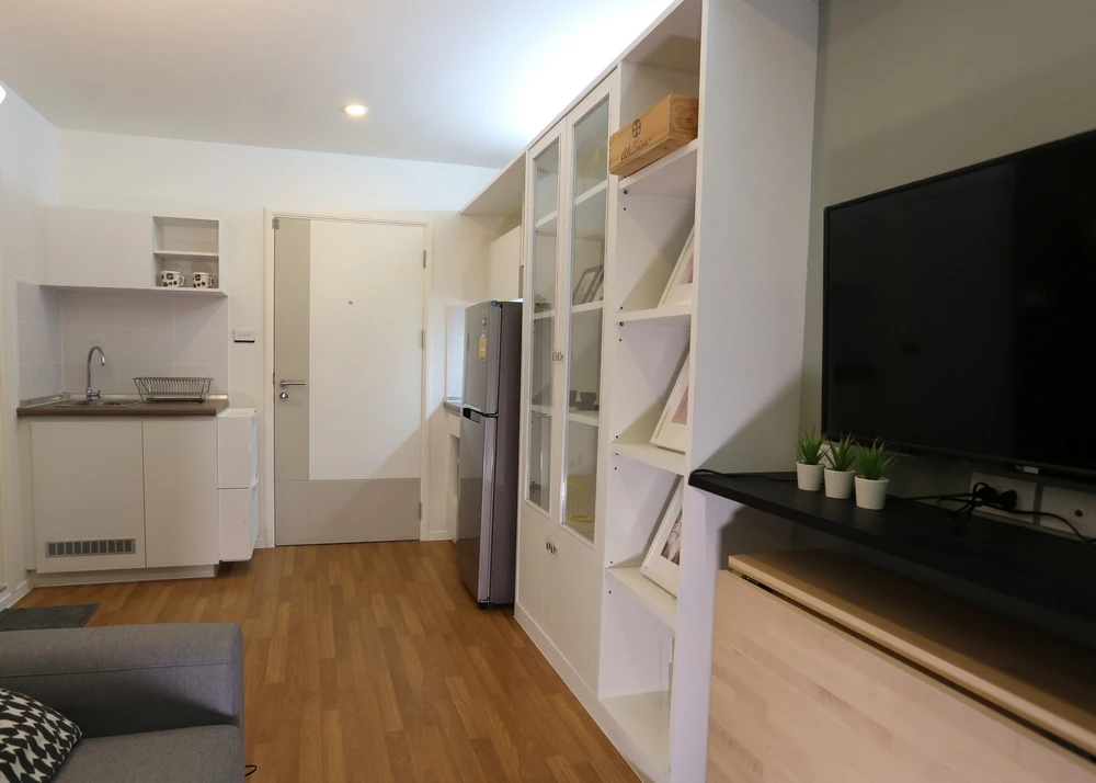 For rent The Selected Kaset, a nice room, built-in furniture, complete electrical appliances. If you don't reserve, you'll regret it.