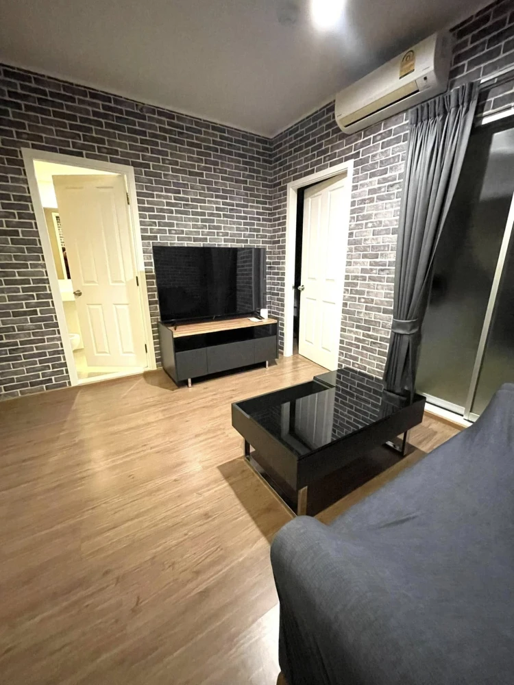 For rent U Delight @ TalatPhlu Station, a nice room with good wallpaper, a good price, book now, don't miss out.
