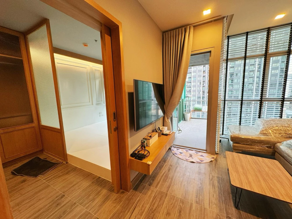 For rent Vertiq Rama 4–Siam ห้องขนาด 33 ตารางเมตร ชั้น 20 บรรยากาศดี เงียบสงบ พร้อมเฟอร์นิเจอร์ครบ จองเลย