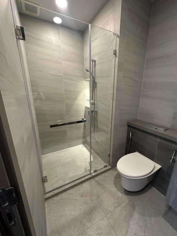 FOR RENT WHIZDOM THE FORESTIAS ห้องแต่งน่าอยู่ พื้นที่ใช้สอยจใุจ ติดวอลเปเปอร์อย่างดี ราคาคุ้ม ย้ายด่วน