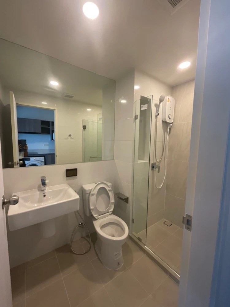 For rent: The Origin Ramintra 83 Station, ready to move in, fully furnished, come and reserve now, don't miss out!
