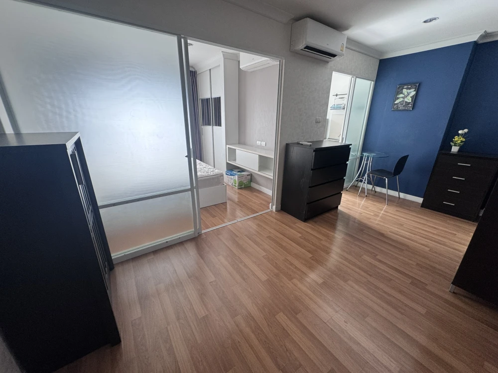 For Rent Lumpini Place Rama 9-Ratchada, near MRT Rama 9, well decorated, fully furnished, no reservation, will regret it.