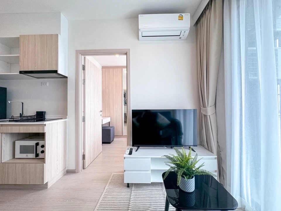 For rent condo NUE Noble Ratchada-Ladprao, nice room, 11th floor, high view, great price, you will regret it if you miss it.