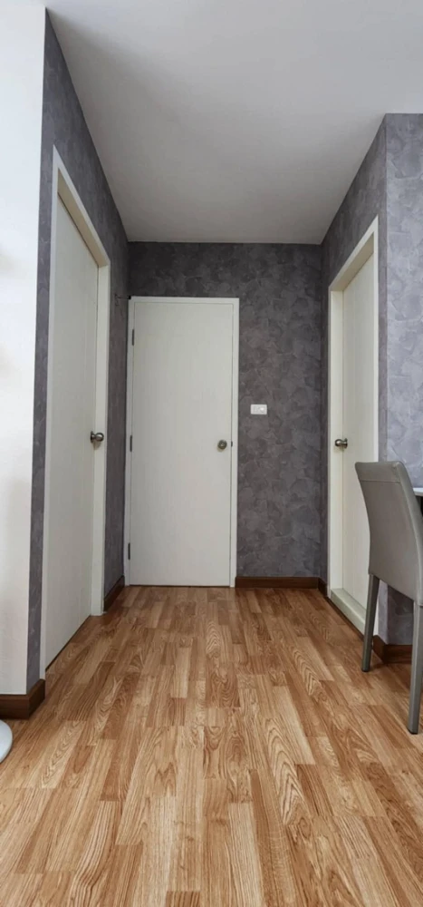For rent/sale The Trust Condo Nakhonpathom, a nice room, complete with furniture and appliances. Book now, don't wait.