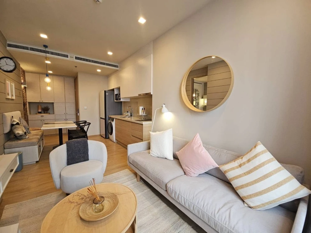 For sale 𝐍𝐨𝐛𝐥𝐞 𝐀𝐫𝐨𝐮𝐧𝐝 𝟑𝟑 ห้องแต่งน่าอยู่ เฟอ์ เครื่องใช้ไฟฟ้าครบ มาแต่ตัวเข้าอยู่ได้เลย ซื้อเลย