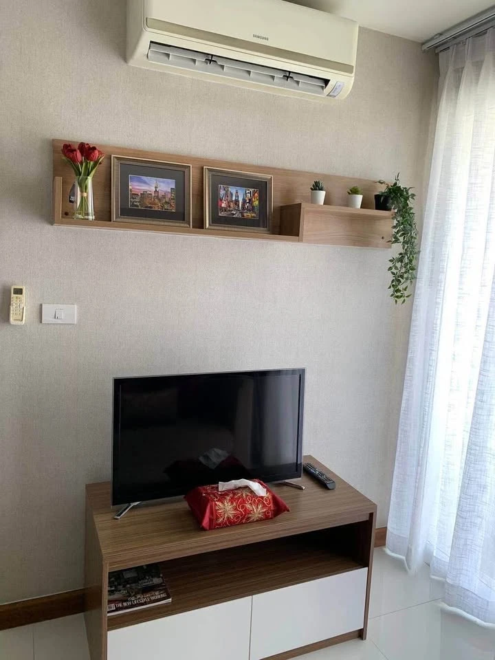For Sale: Airlink Residence - Romklao. Ready-to-move-in rooms with complete amenities. Book now, don't miss out!