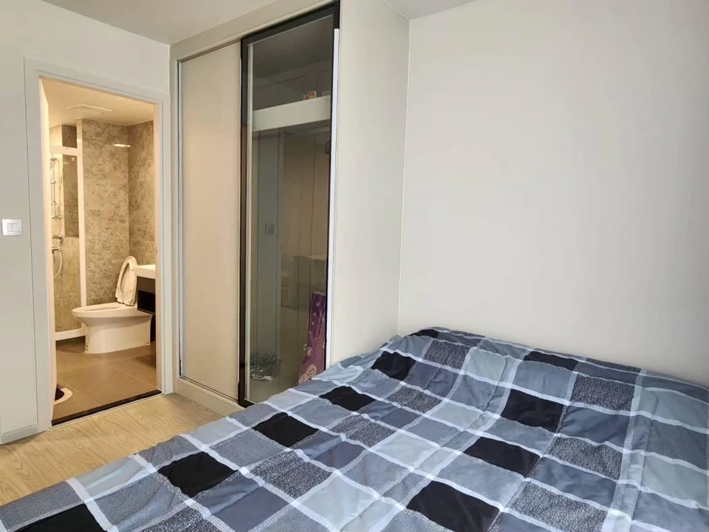 For sale or rent Atmoz Oasis Onnut, separate room, 2nd floor, garden view, come and reserve today.